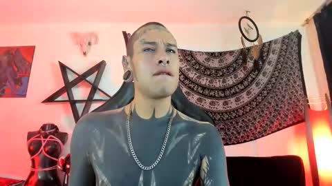 Snapshot of ink_u_buzz chatting on 14, 12, 2025 Dani online show from 14, 12, 2025