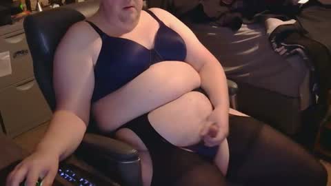 Snapshot of inkedjay169 chatting on 21, 12, 2025 Madelaine online show from 21, 12, 2025