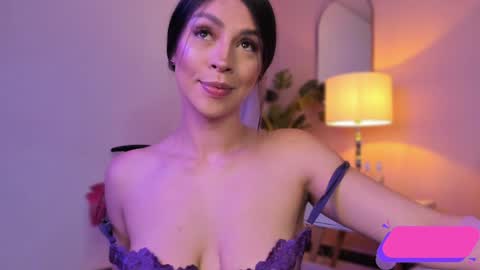 Snapshot of innana_babe chatting on 9, 1, 2025 Innana online show from 9, 1, 2025