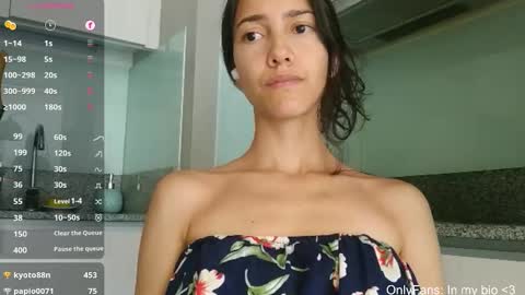 Laroa online show from 5, 3, 2026