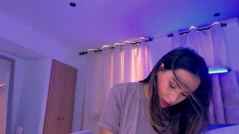 Innoocent Luna online show from 12, 11, 2025