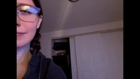 Snapshot of insideme42713 chatting on 16, 3, 2026 insideme42713 online show from 16, 3, 2026