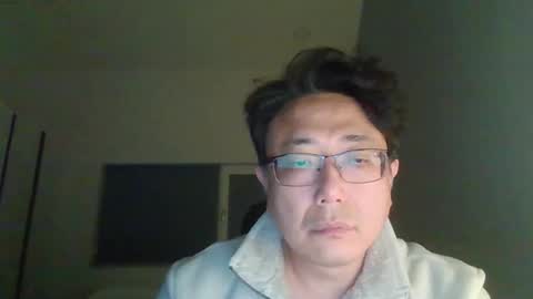 insuclee197641 online show from 3, 12, 2025