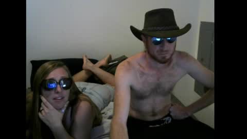 Snapshot of intcouple24 chatting on 13, 9, 2025 intcouple24 online show from 13, 9, 2025