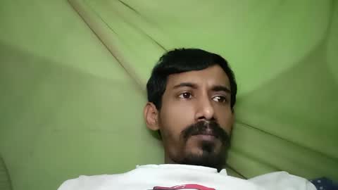 interne8famous online show from 2, 11, 2025