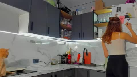 Snapshot of internetsexplorer chatting on 17, 2, 2026 Bernadette Join online show from 17, 2, 2026