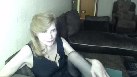 irenalegs online show from 21, 3, 2026