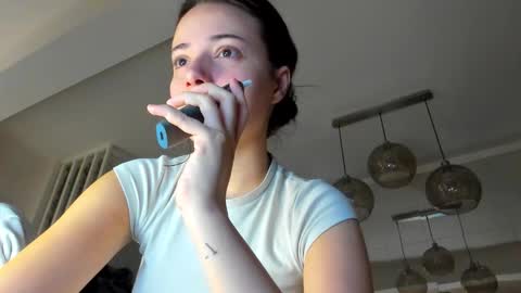 Ir s room online show from 12, 11, 2025