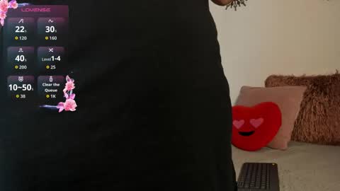 Snapshot of irina_05 chatting on 17, 10, 2025  IRINA  online show from 17, 10, 2025