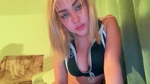 Im Irina  online show from 10, 2, 2026