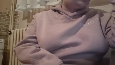 Snapshot of irinnak chatting on 25, 2, 2025 IrinnaK online show from 25, 2, 2025