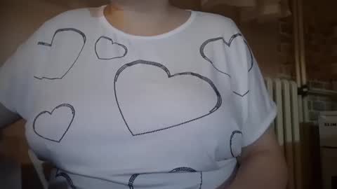 Snapshot of irinnak chatting on 1, 12, 2025 IrinnaK online show from 1, 12, 2025