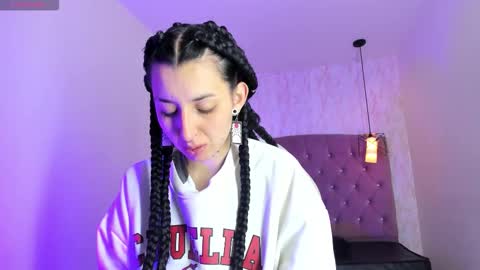 iris_77 online show from 3, 12, 2025