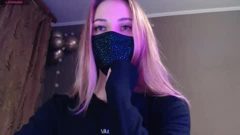 Lily online show from 11, 11, 2025