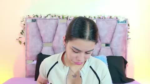 Snapshot of iris_mandarinne chatting on 16, 6, 2026 Iris online show from 16, 6, 2026