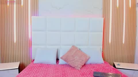 Iris online show from 28, 10, 2025