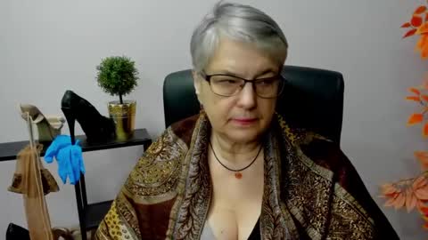 Snapshot of iris_xdesire chatting on 10, 1, 2025 I R I S online show from 10, 1, 2025