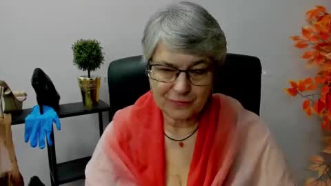 Snapshot of iris_xdesire chatting on 10, 2, 2025 I R I S online show from 10, 2, 2025