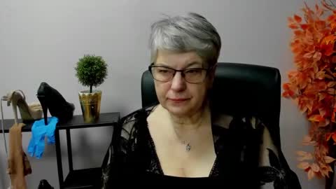 Snapshot of iris_xdesire chatting on 4, 3, 2025 I R I S online show from 4, 3, 2025
