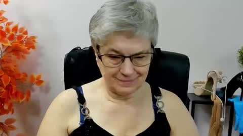 Snapshot of iris_xdesire chatting on 15, 9, 2025 I R I S online show from 15, 9, 2025