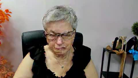 Snapshot of iris_xdesire chatting on 9, 10, 2025 I R I S online show from 9, 10, 2025