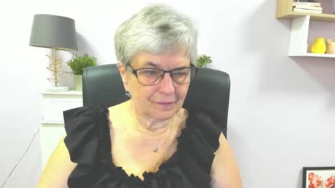 I R I S online show from 17, 7, 2026