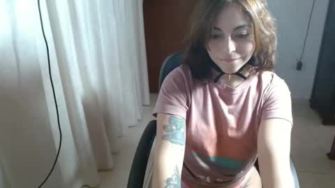 Snapshot of irisarellano_ chatting on 11, 5, 2026 irisarellano_ online show from 11, 5, 2026
