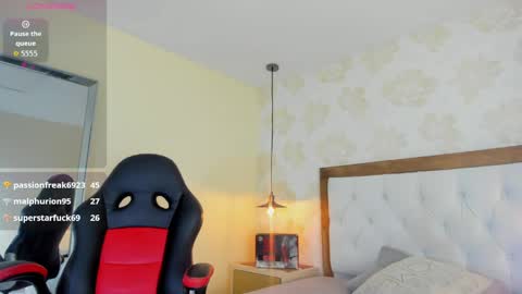 Iris  online show from 16, 4, 2026