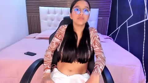 Iris Fyre  online show from 16, 4, 2026