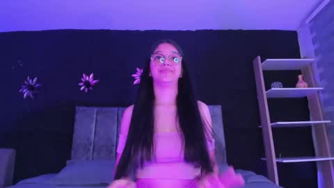 Iris Fyre  online show from 24, 4, 2026