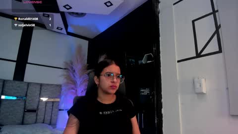 Iris Fyre  online show from 21, 5, 2026