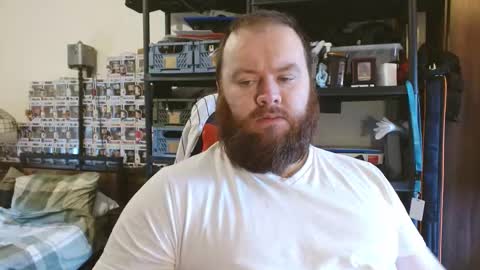 Snapshot of irishdaddy24 chatting on 19, 2, 2026 twitter theirishman205 online show from 19, 2, 2026