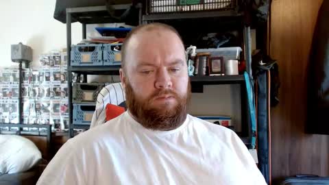 Snapshot of irishdaddy24 chatting on 7, 3, 2026 twitter theirishman205 online show from 7, 3, 2026