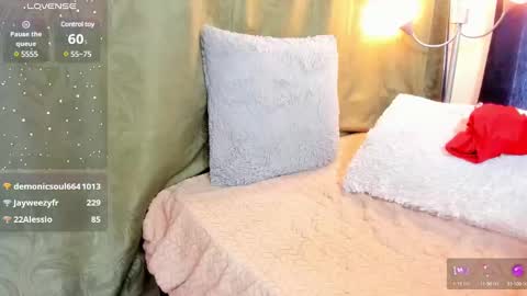 Snapshot of iriss_25 chatting on 8, 3, 2025 iris online show from 8, 3, 2025