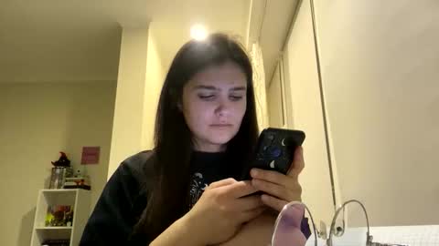 irisss31 online show from 19, 4, 2026