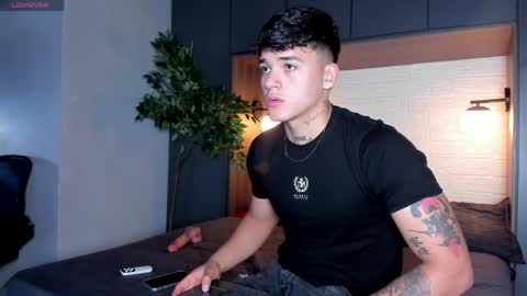 Iron Tous online show from 10, 4, 2026