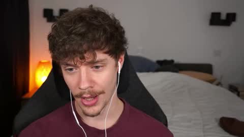 Sam online show from 30, 9, 2025