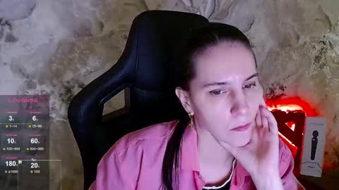 Snapshot of irwi_tomboy chatting on 1, 6, 2026 Irwi Tomboy online show from 1, 6, 2026