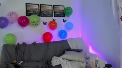 Snapshot of isa__sweet_ chatting on 18, 6, 2026 isa__sweet_ online show from 18, 6, 2026