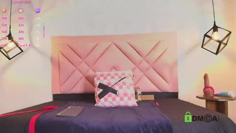 Snapshot of isa_cute_1 chatting on 19, 5, 2026 ISABELLA online show from 19, 5, 2026