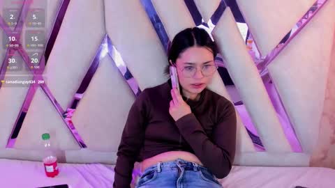 Snapshot of isa_doux chatting on 8, 2, 2026 Isa online show from 8, 2, 2026