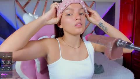 Snapshot of isa_kolins chatting on 1, 3, 2026 isa_kolins online show from 1, 3, 2026