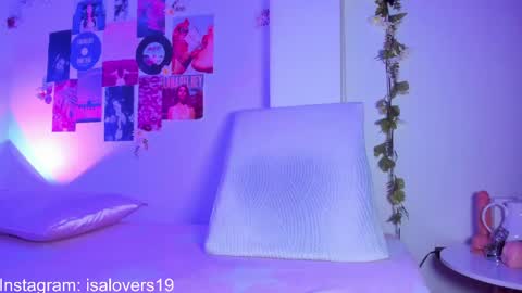 Snapshot of isa_lovers chatting on 19, 4, 2026 ISA LOVERS online show from 19, 4, 2026
