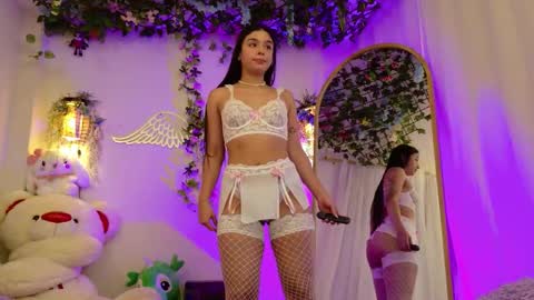 Isabella        online show from 17, 2, 2026