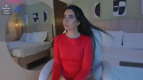 Snapshot of isa_roses chatting on 6, 7, 2026 isa online show from 6, 7, 2026