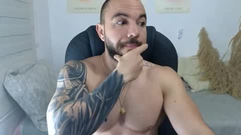 Isaac carter online show from 23, 12, 2025