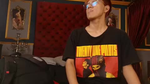 isaac_grimm online show from 18, 12, 2025