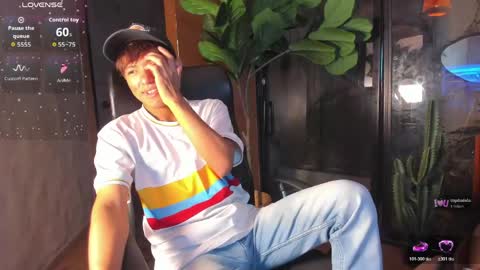 isaac_grimm online show from 10, 4, 2026