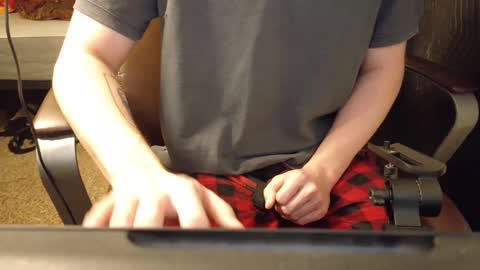 isaac online show from 23, 12, 2024