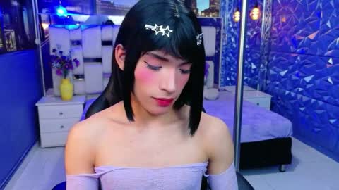 Snapshot of isaacnova chatting on 17, 5, 2026 isaacnova online show from 17, 5, 2026